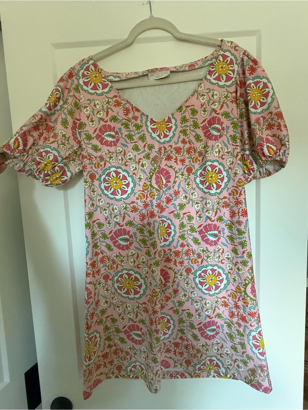 NWOT Smith & Quinn Penny Dress Pink Floral Medallion Size M